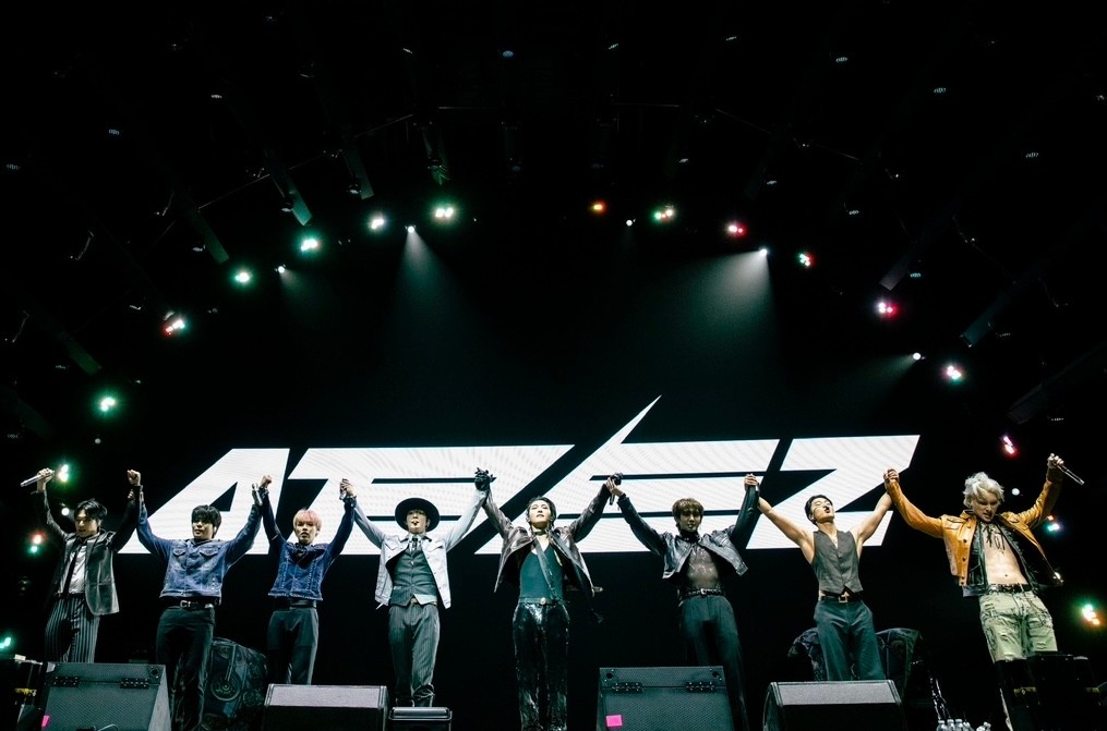 ATEEZ Opens North American Tour…”Stadium Artist Status”