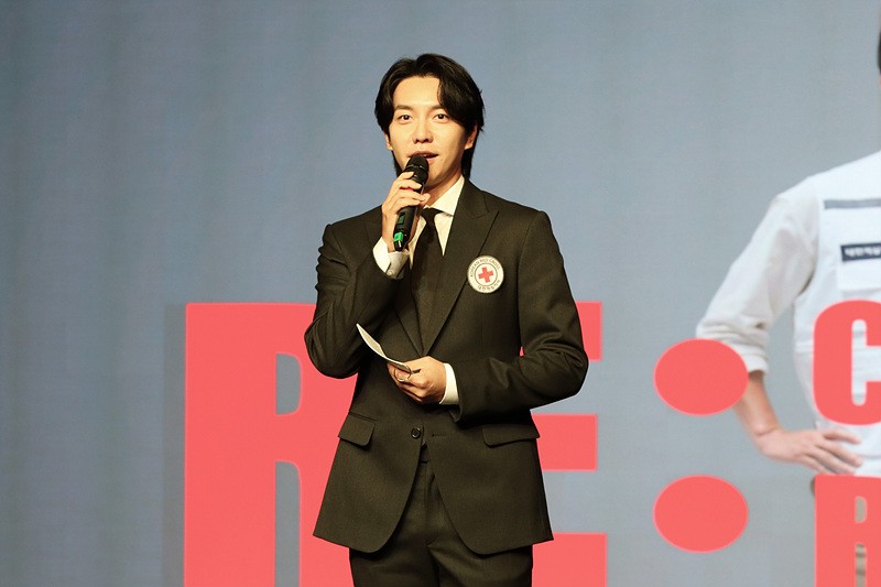 Lee Seung-gi Takes the Lead in Climate Crisis… Keynote Speech at UCP International Conference