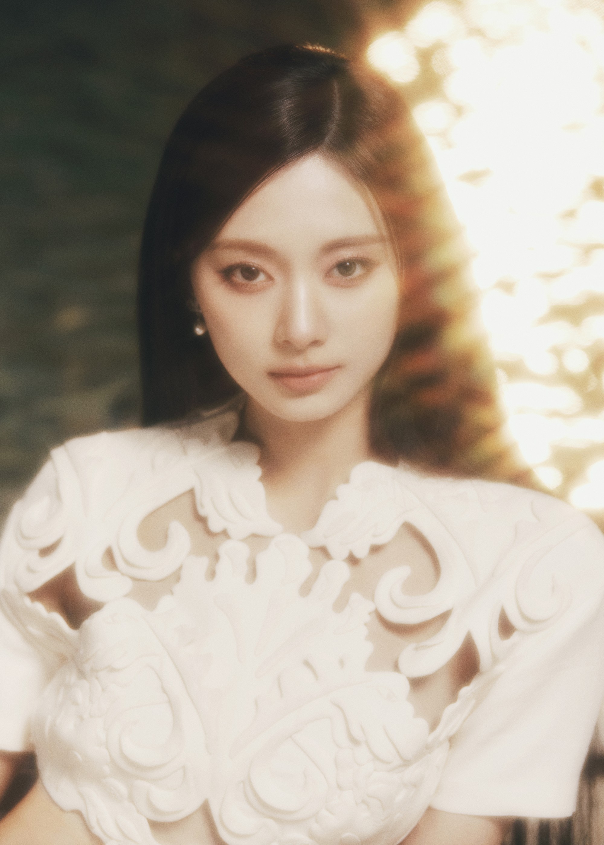 Tzuyu, ‘Run Away’ Teaser…”Shining Inner Light”