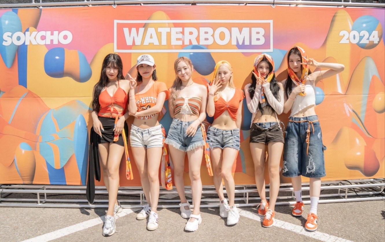 LIGHTSUM, Rising Powerhouse of Waterbomb…”Charming Sokcho with Cute Sexy Vibe”