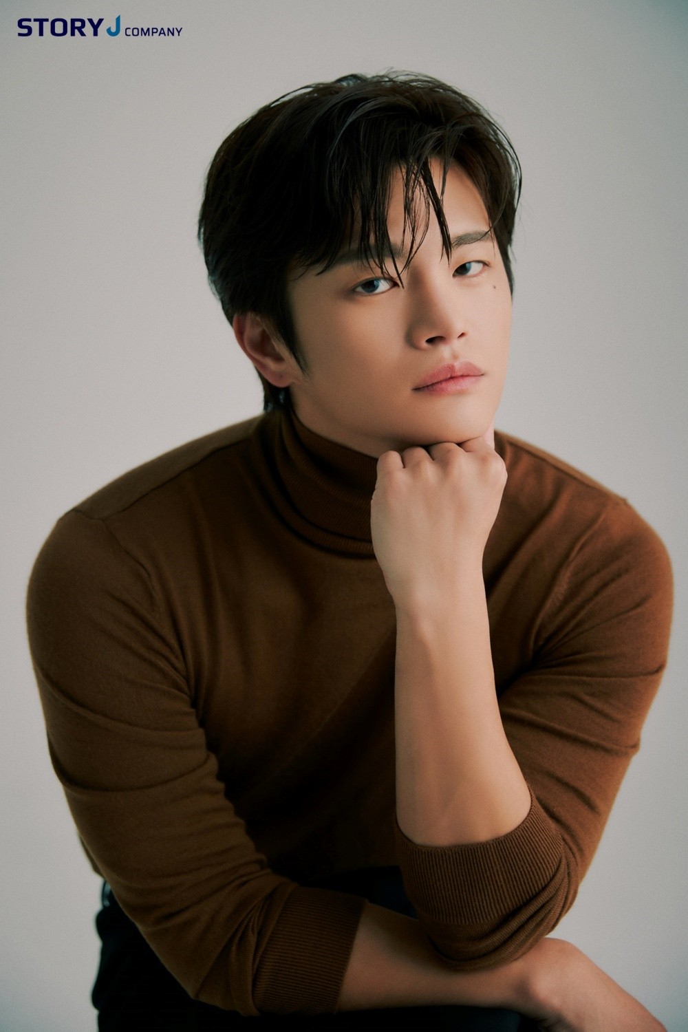 Seo In-guk, Renews Contract with Story J Company… “6-year Journey, Continues”