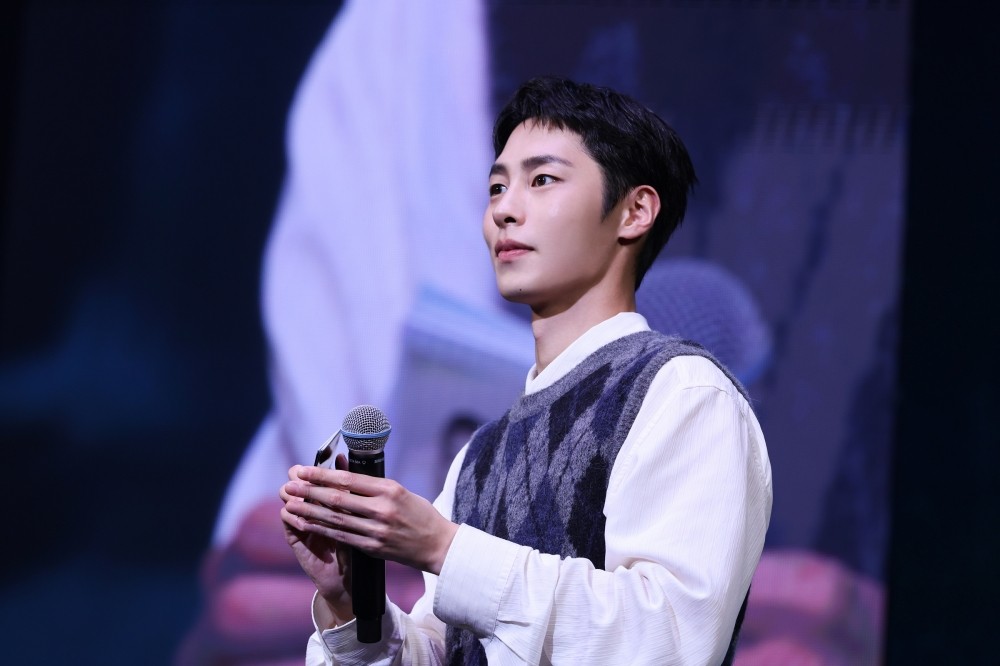 Lee Jae-wook, Hot Japanese Fan Meeting…”Unforgettable Memories, Happy”