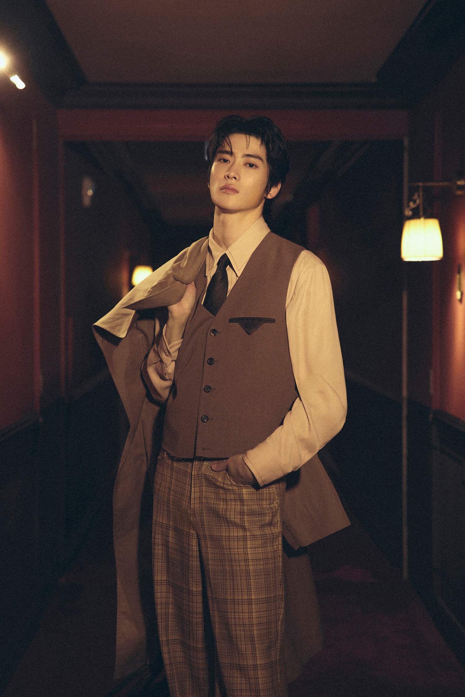 Jaehyun Successfully Debuts Solo… ‘Smoke’ Tops Korean and Chinese Charts