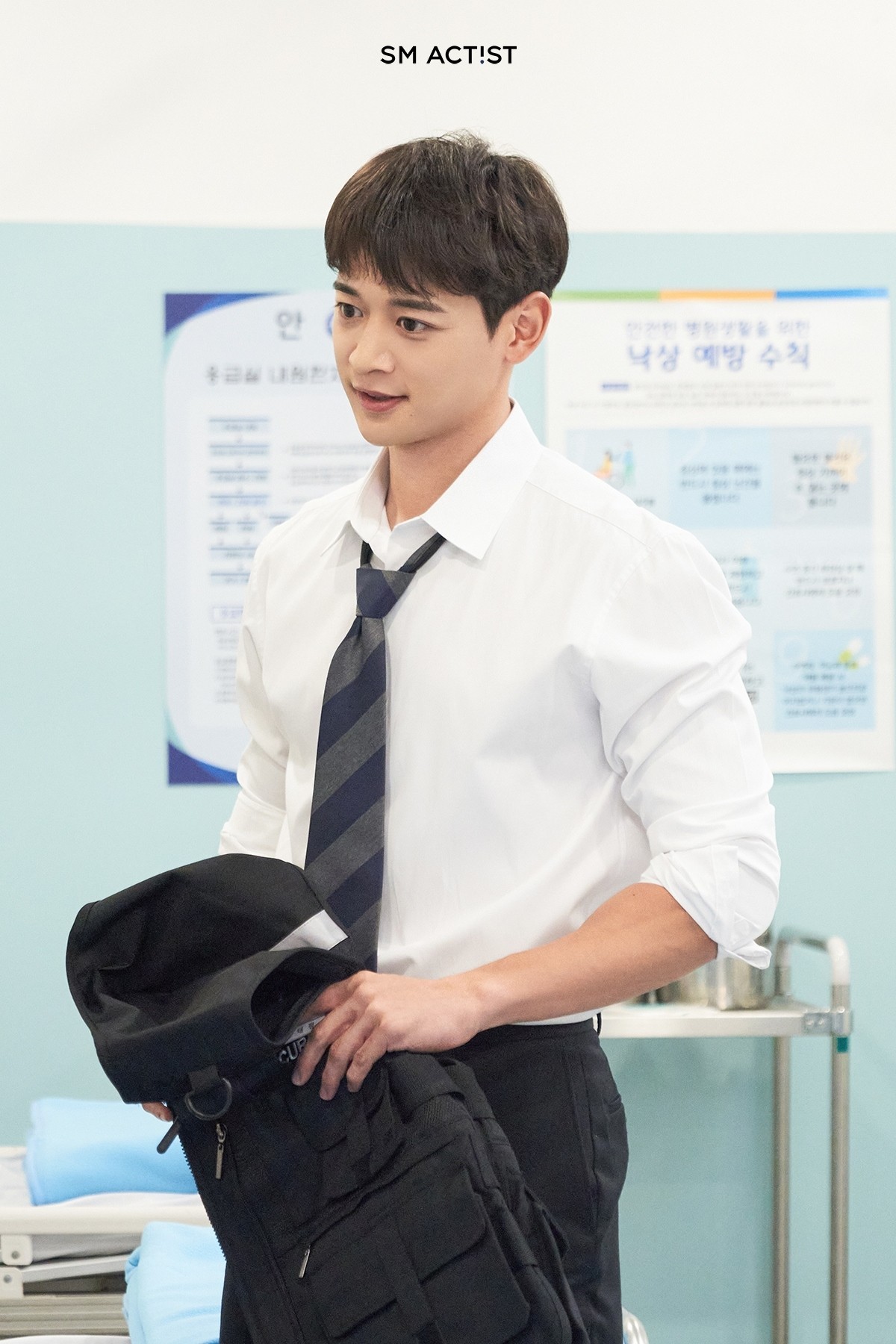 Choi Min-ho, ‘Family X Romance’ Preview…”What is the 3-Step Transformation of the Heartthrob?”