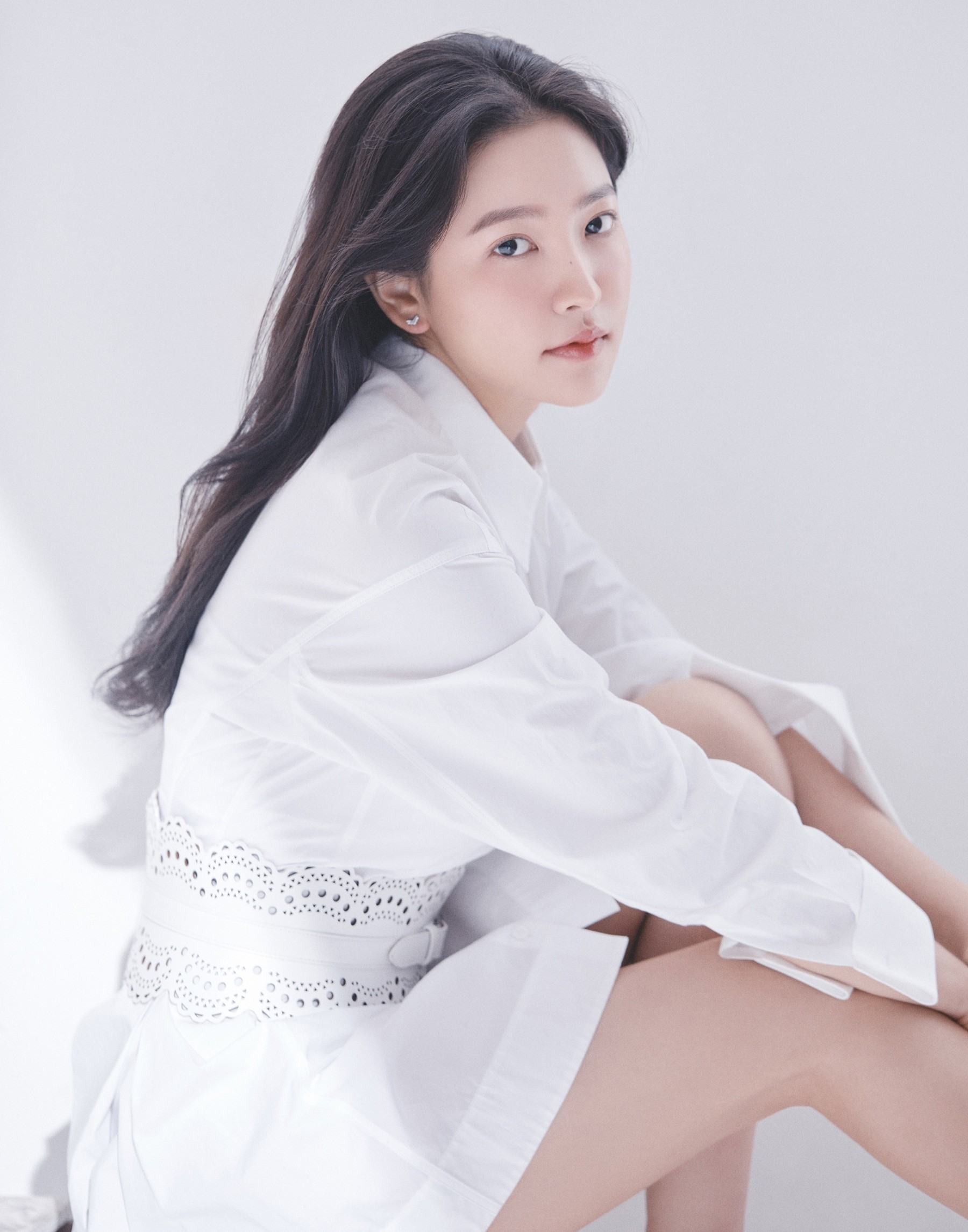 Red Velvet’s Yeri Confirmed to Appear in Her First Film, “Next”