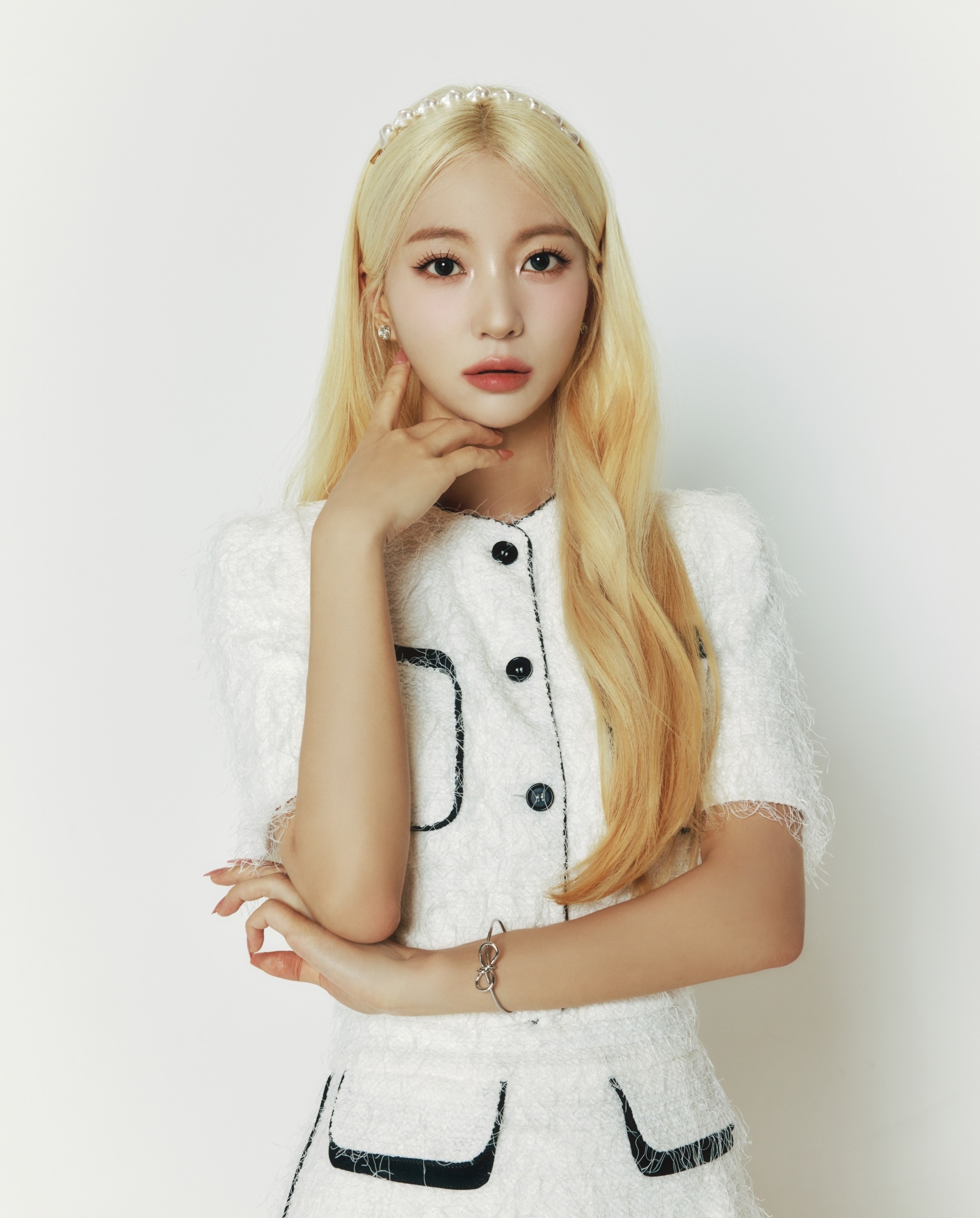 Yubin to Appear on ‘The Legendary Chef’… Main MC, Expected to Bring Energy