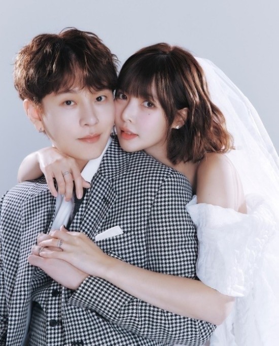 Hyuna ♥ Yong Jun-hyung, Wedding on the 11th… A Super-Speed Idol Couple is Born