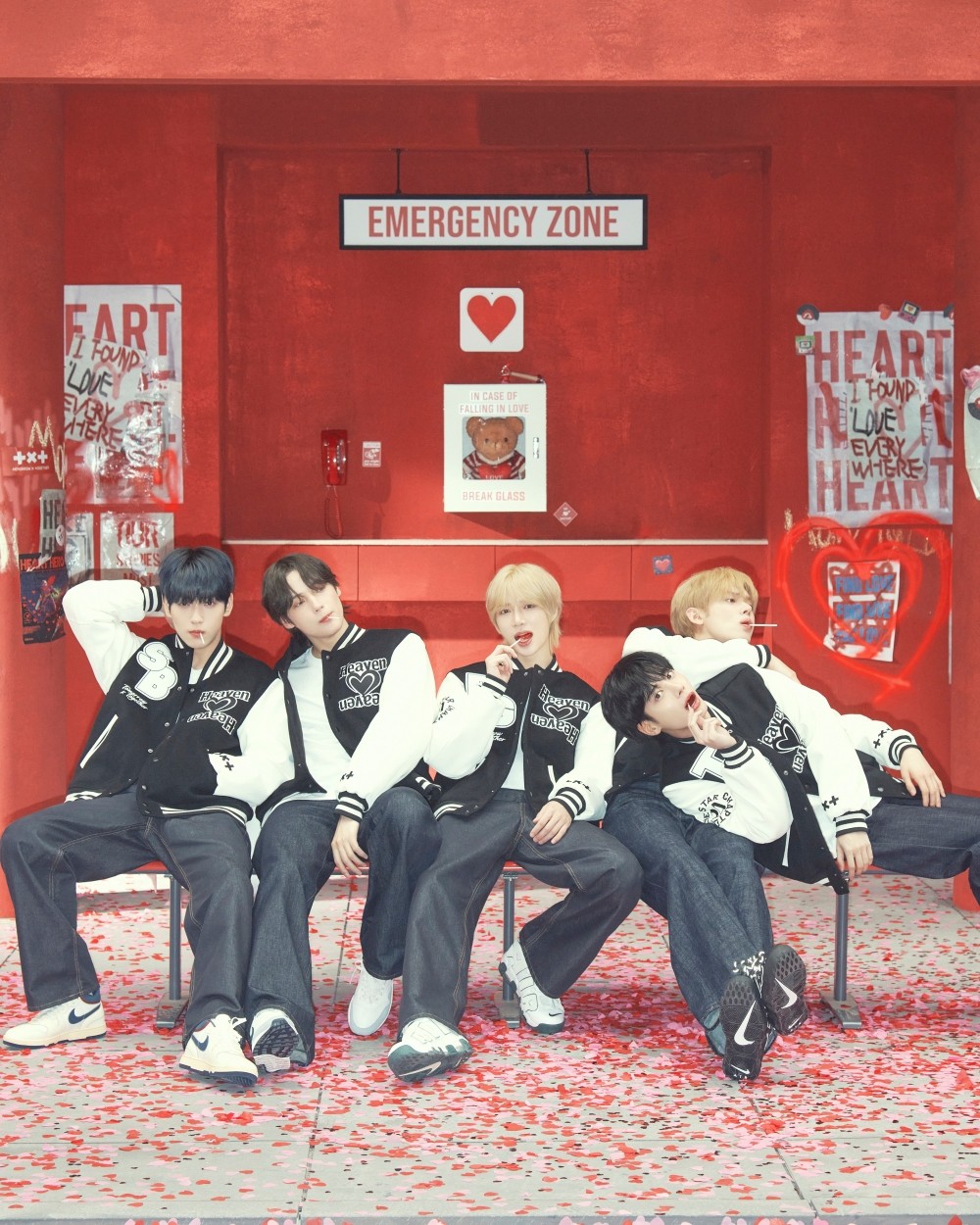 TOMORROW X TOGETHER, Comeback Concept Preview… Boys Filled with Joy