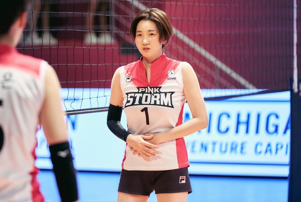 Jang Yoon-ju Returns with a Volleyball Movie…20 Years on the Bench, Dreaming of ‘One Win’