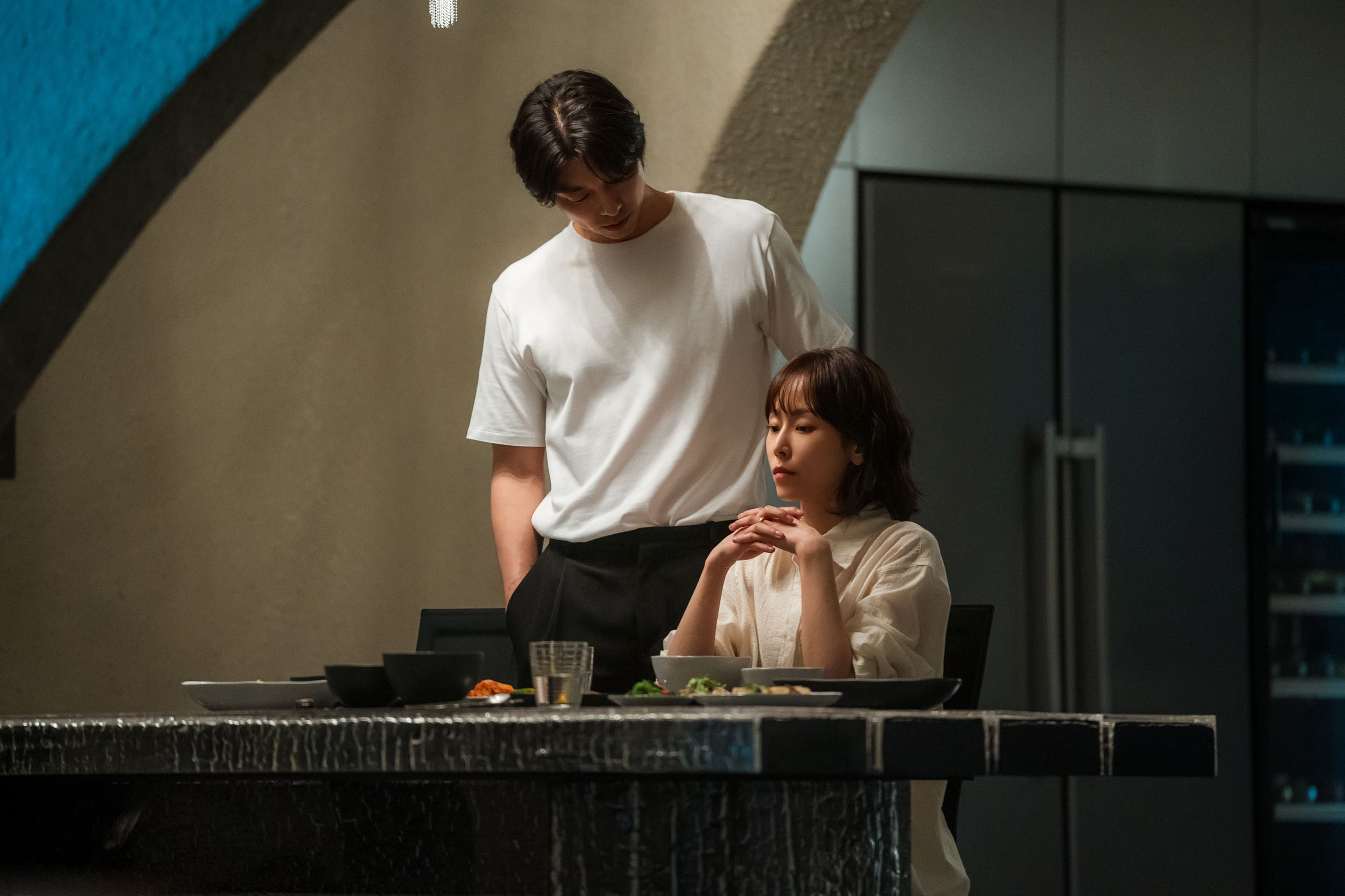 Gong Yoo X Seo Hyun-jin, “It’s Subtle”… ‘Trunk’, A Couple with Secrets