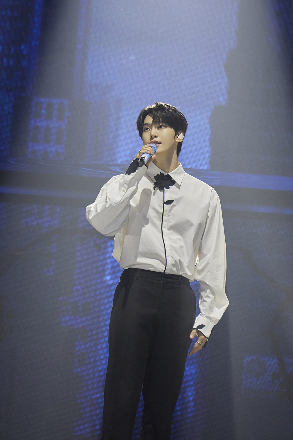 Doyoung, All Tickets Sold Out for Encore Concert…”A Newly Written Page of Youth”