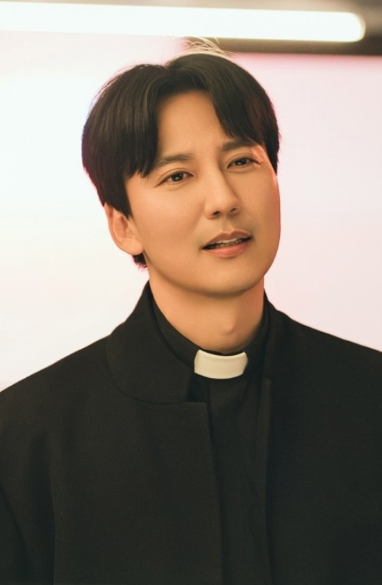 Kim Nam-gil, ‘The Fiery Priest 2’ Highlights: “Blowing Up with the Maniacs”