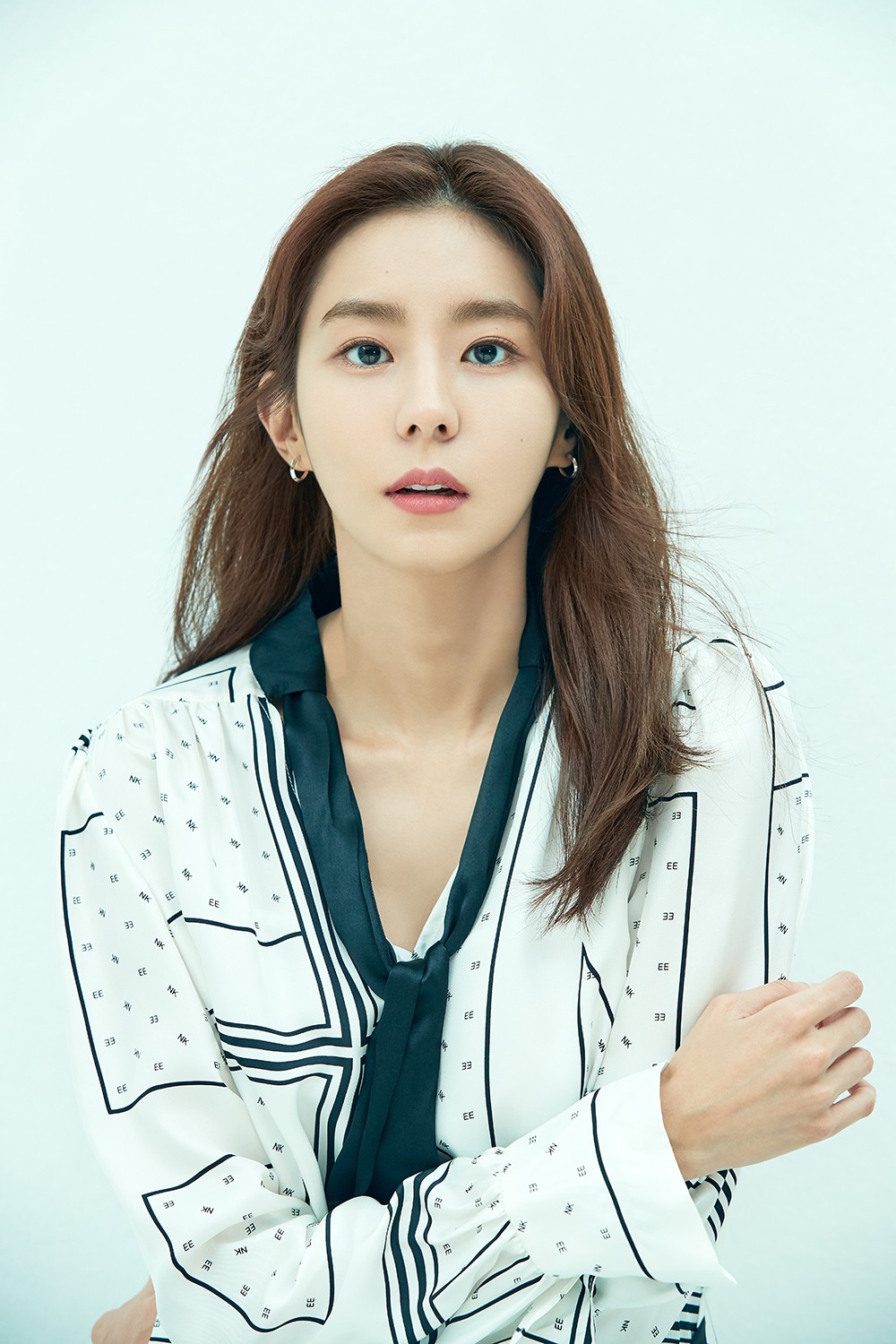 UEE Takes on Her First Theater Challenge… Role of Yoshino in ‘Our Little Sister’