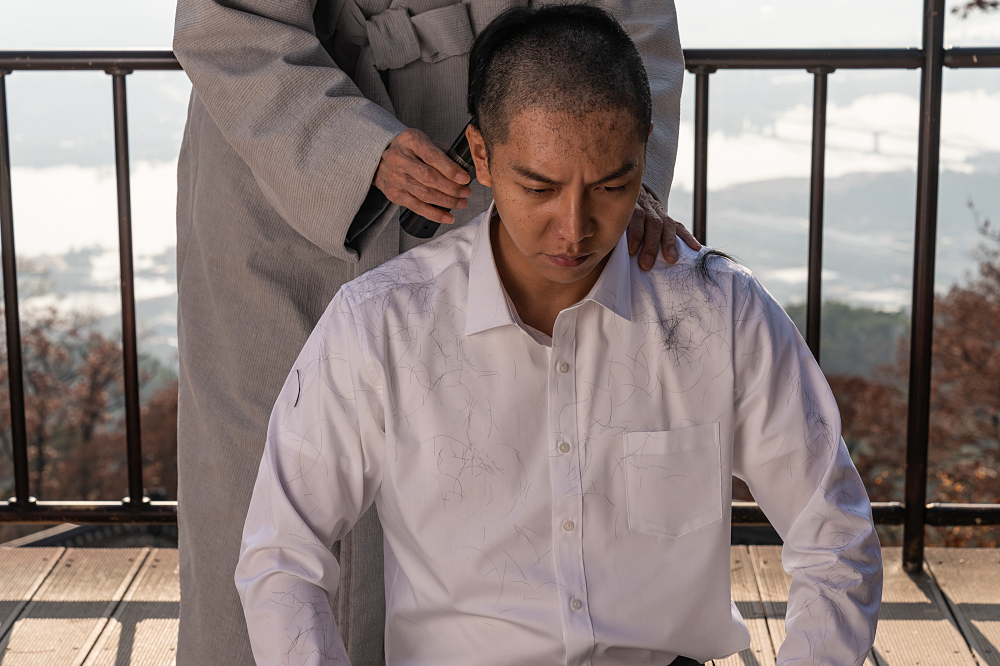 Lee Seung-gi Shaves Head for ‘Big Family’… Heightened Passion for Acting, Enhanced Quality