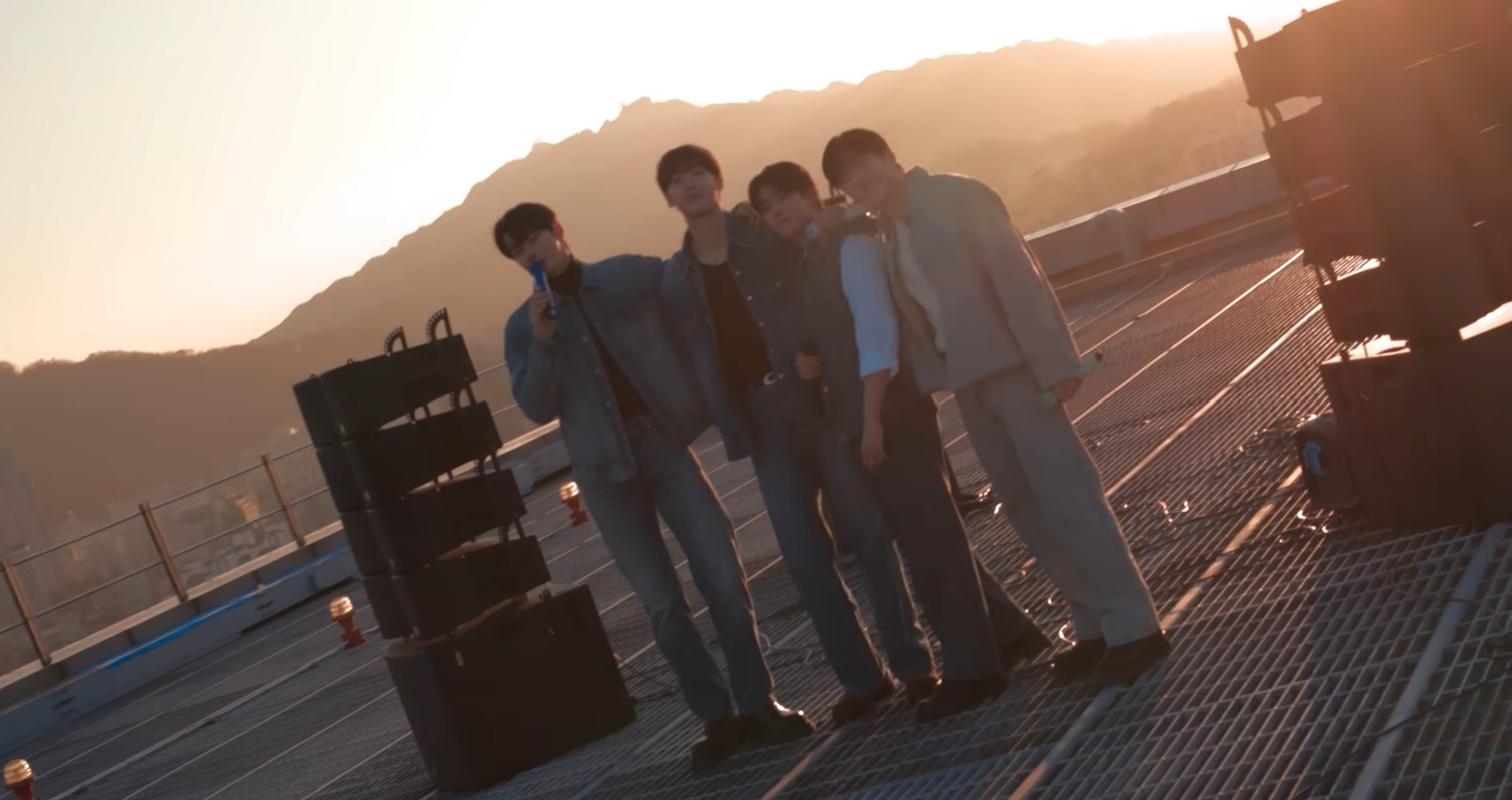 ASTRO, Celebrated Their 9th Anniversary…’Twilight’ Live Clip