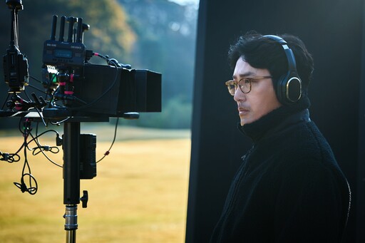 “Accidental Cinematic Fun”… Ha Jung-woo’s Planning Intent for ‘Lobby’