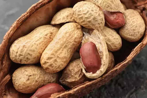 “I thought it would be fine as long as I didn’t eat sushi”… Shock at cesium detected in Japanese peanuts