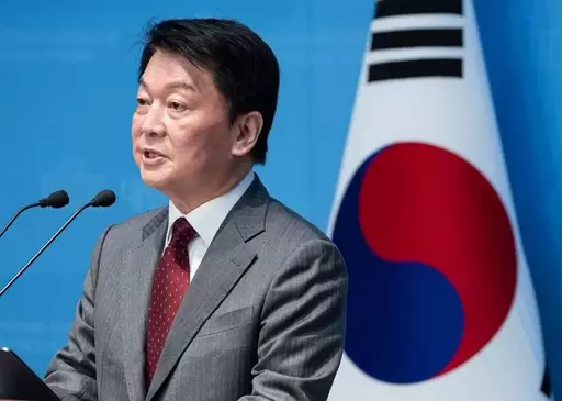 Lee Jae-myung Elected as Presidential Candidate… Ahn Cheol-soo: “North Korean-style Democratic People’s Republic of Korea Could Be Realized”