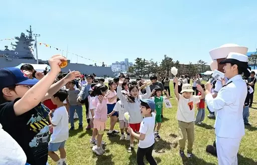 “I want to ride this when I grow up” … Naval Fleet Command 1, public ship unveiling event to commemorate ‘Children’s Day’