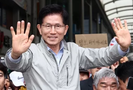 Kim Moon-soo and Han Duck-soo will meet alone today (7th) at 6 PM to discuss ‘unification’.