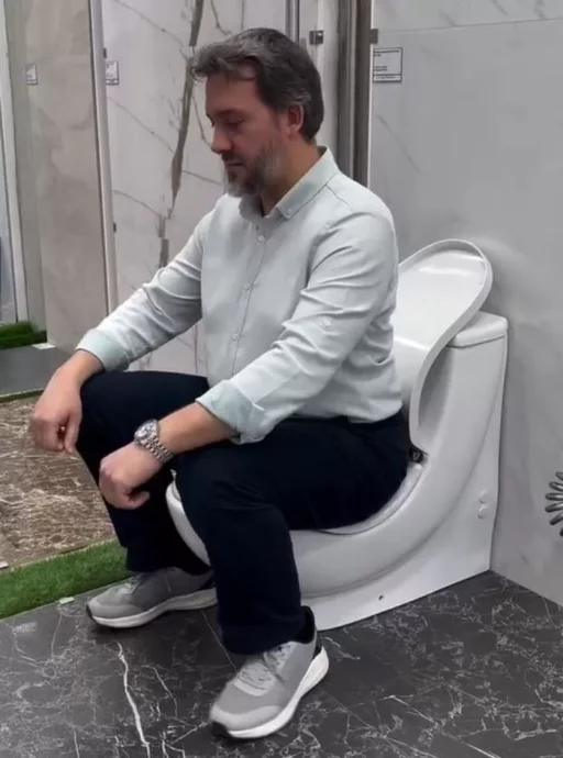 “51-Second Quick Relief”… If You’re Suffering from Constipation, Try ‘This Position’ (Video)