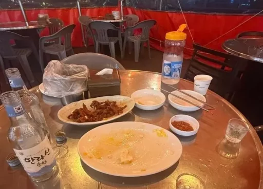 “Bamboozled… The Level of Boneless Chicken Feet Sold in Jeju for 25,000 Won (Photo)”