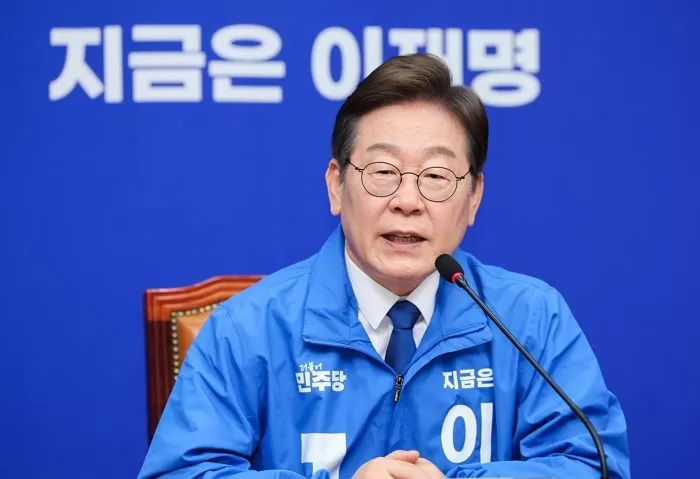 Early Presidential Election: Examining the ‘Centrist’ Public Sentiment… Unexpected Results for Lee Jae-myung’s Approval Rating
