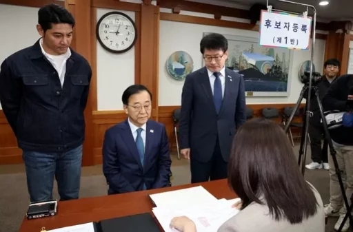 Lee Jae-myung completes presidential candidate registration… “I will truly reclaim South Korea.”