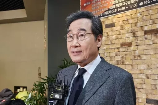 Lee Nak-yon Announces He Will Not Run for President… “An Era of Madness Driven by Extreme Politics”