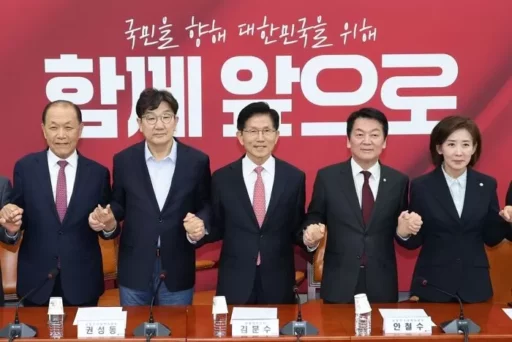 “Lowering the Age of Juvenile Offenders to 12″… Kim Moon-soo’s Proposed Strengthening of Punishments for ‘Child Violent Crimes’