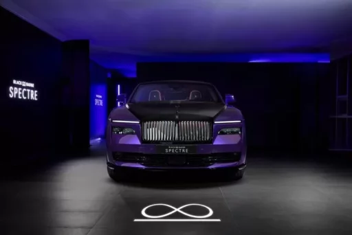 Rolls-Royce Electric Vehicle Unveiled with a Starting Price of 719 Million Won… “Equipped with Overwhelming Performance”
