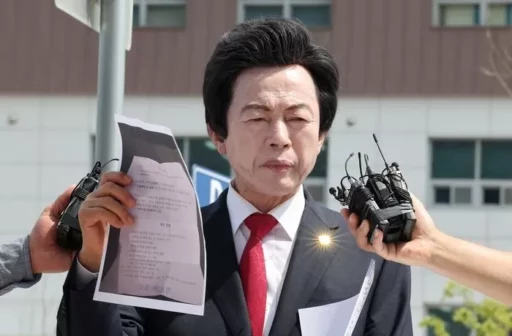 “Quasi-Forced Sexual Assault and Fraud Charges: Huh Kyung-young Arrested… ‘Concerns of Evidence Destruction'”
