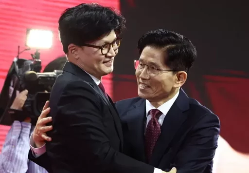 After Yoon Seok-yeol’s exit from the People Power Party, Han Dong-hoon and Kim Moon-soo will campaign in support.
