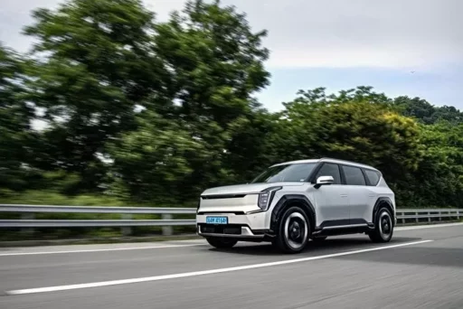 “Kia ‘EV9’ Received Rave Reviews in Europe”… Surpassed Mercedes, Volvo, and Audi in German Automotive Media Evaluation