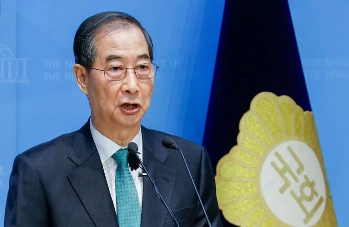 Han Duck-soo: “I will unconditionally accept unification with Kim Moon-soo… there are no conditions”