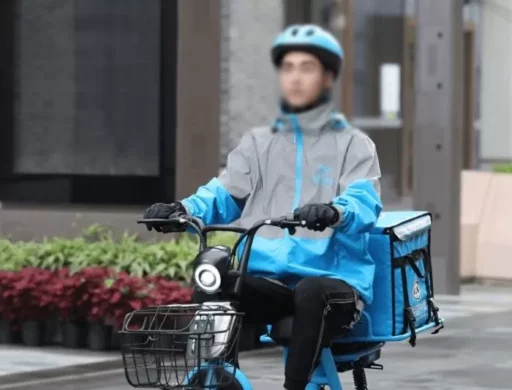 Chinese delivery platform Hungry Panda enters Korea… Concerns rise over “riders being illegal immigrants from China?”