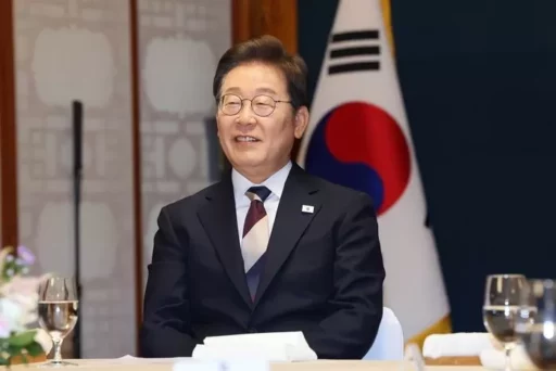 Reasons Voters Explained for Voting for Lee Jae-myung and Kim Moon-soo in the 21st Presidential Election