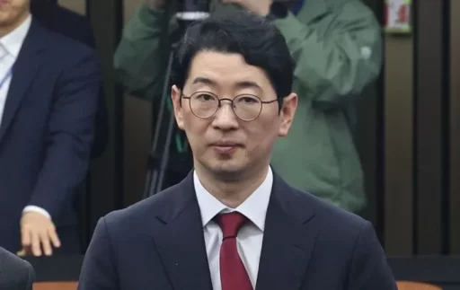 “We lost the election and became the opposition, now the People’s Power’s Joo Jin-woo asks, ‘Democrats, please return the chair of the Legislative and Judiciary Committee'”