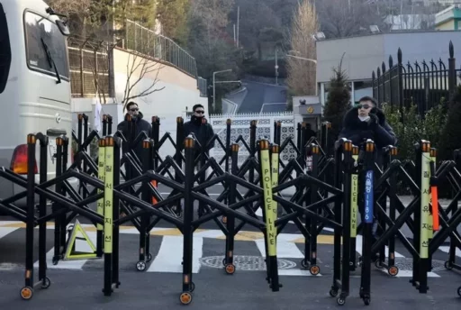 [Breaking News] Presidential Office: “5 security chief officials involved in ’emergency martial law’ placed on standby”