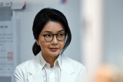 Sookmyung Women’s University, ‘Opens Door for Cancellation of Kim Geon-hee’s Degree’… Amendment to School Regulations Confirmed on 16th