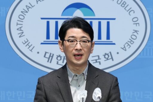 Kukmin’s Joo Jin-woo: “Did they ‘collude’ in exchange for pardoning Jo Guk… Sentenced to 2 years in prison, barely served 6 months.”