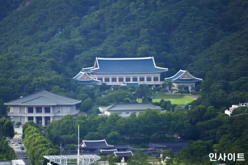 President Lee, who declared his ‘return to the Blue House’… How long will it take for the return?