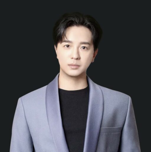 “Top Instructor” Jo Jeong-sik, Allegations of Misconduct… “Did He Buy Question 23 on the College Entrance Exam?”