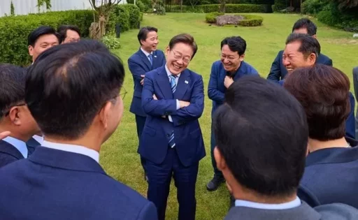 President Lee Jae-myung, “I will create a cost-effective presidential watch… Stay tuned”