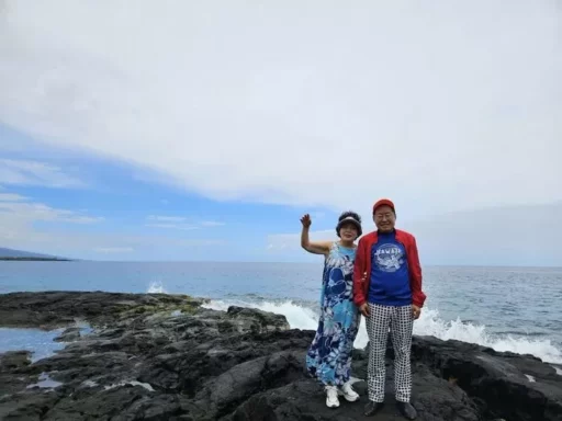 Hong Joon-pyo in ‘Red Riding Hood + Blue T-Shirt’ says, “I will bury my outrage in the Pacific Ocean and return lightheartedly.”