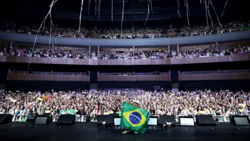Baekhyun, the heat of the world tour is on… “Sold-out march on the other side of the globe”