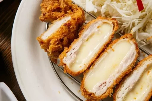 A woman demanded a refund by putting ‘hair’ in the leftover katsu she ate.