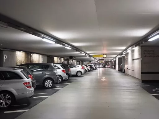 “From luxury goods to foreign currency and credit cards”… 10 youths arrested for turning cars around in Gangnam hotel parking lots.