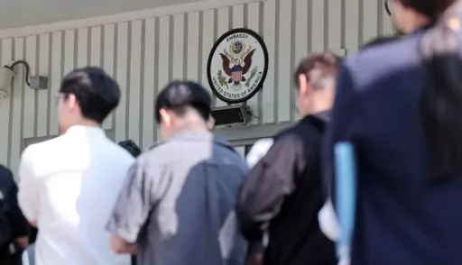 “Unlock Your Phone”… U.S. Begins ‘Social Media Scrutiny’ for Study Visa Applicants