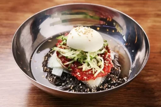 Controversy over “Forced Tips” at Cold Noodle Restaurant Following Pizza Place… “I’ll Just Eat Soy Sauce”
